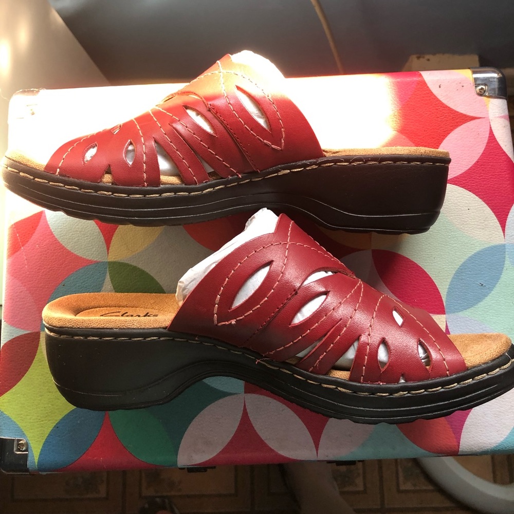 Clarks Hayla Capitol wedge sandals